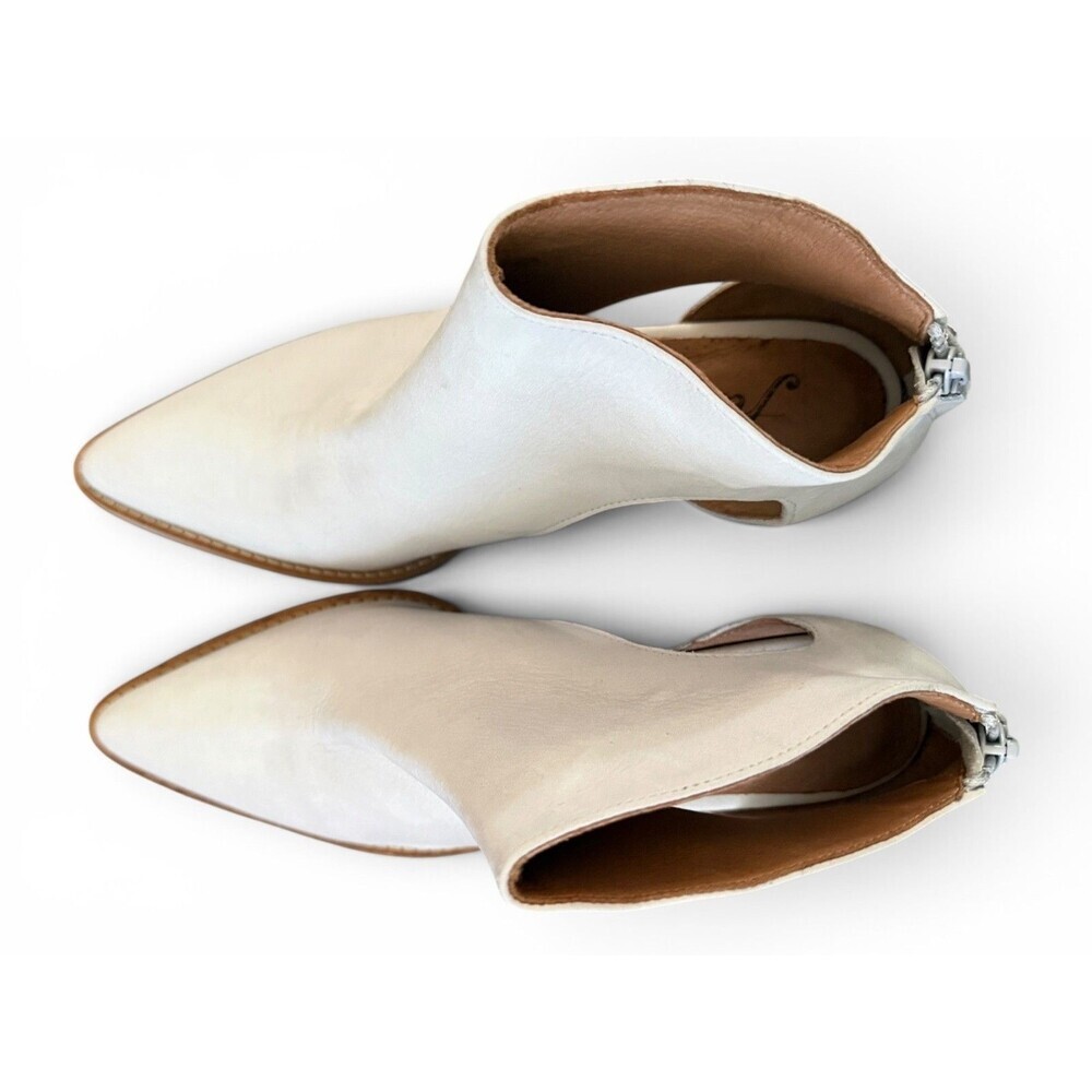 Free People Wilder Pointed Toe Ankle Bootie Nubuck Leather Off White 38 US 8 NEW - Picture 2 of 6